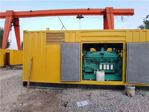 广宁冬季低温环境下，500KW发电机组应该选择什么类型的启动电瓶？