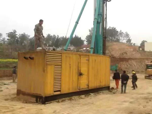 广宁如何判断水冷式机油散热器密封件是否需要更换？